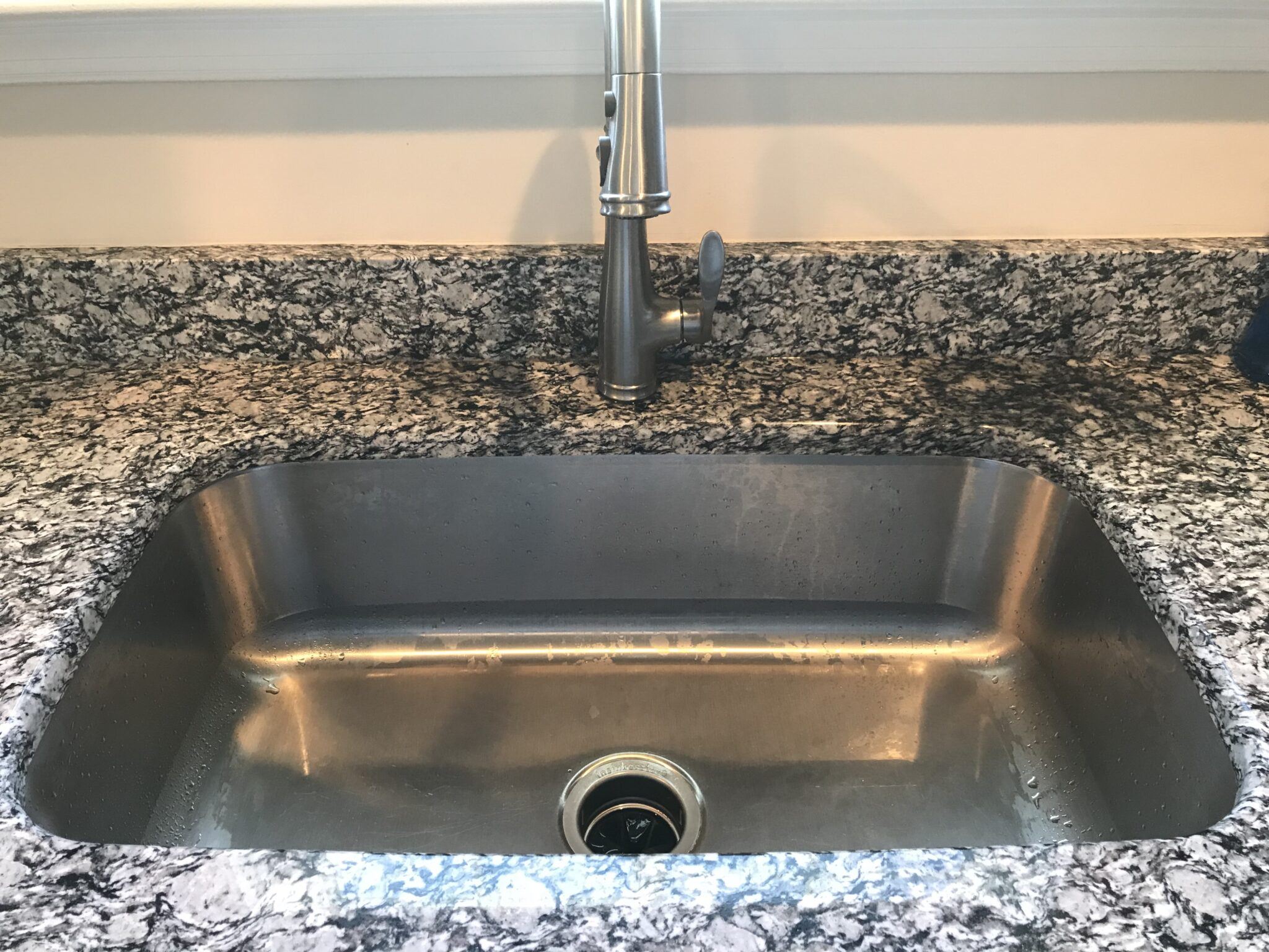 Pros and Cons of Single Bowl Vs Double Bowl Kitchen Sink